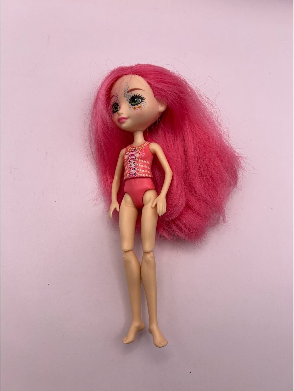 Mattel Enchantimals Clarita Clownfish 15cm Pink Hair Articulated Knee Doll Loose